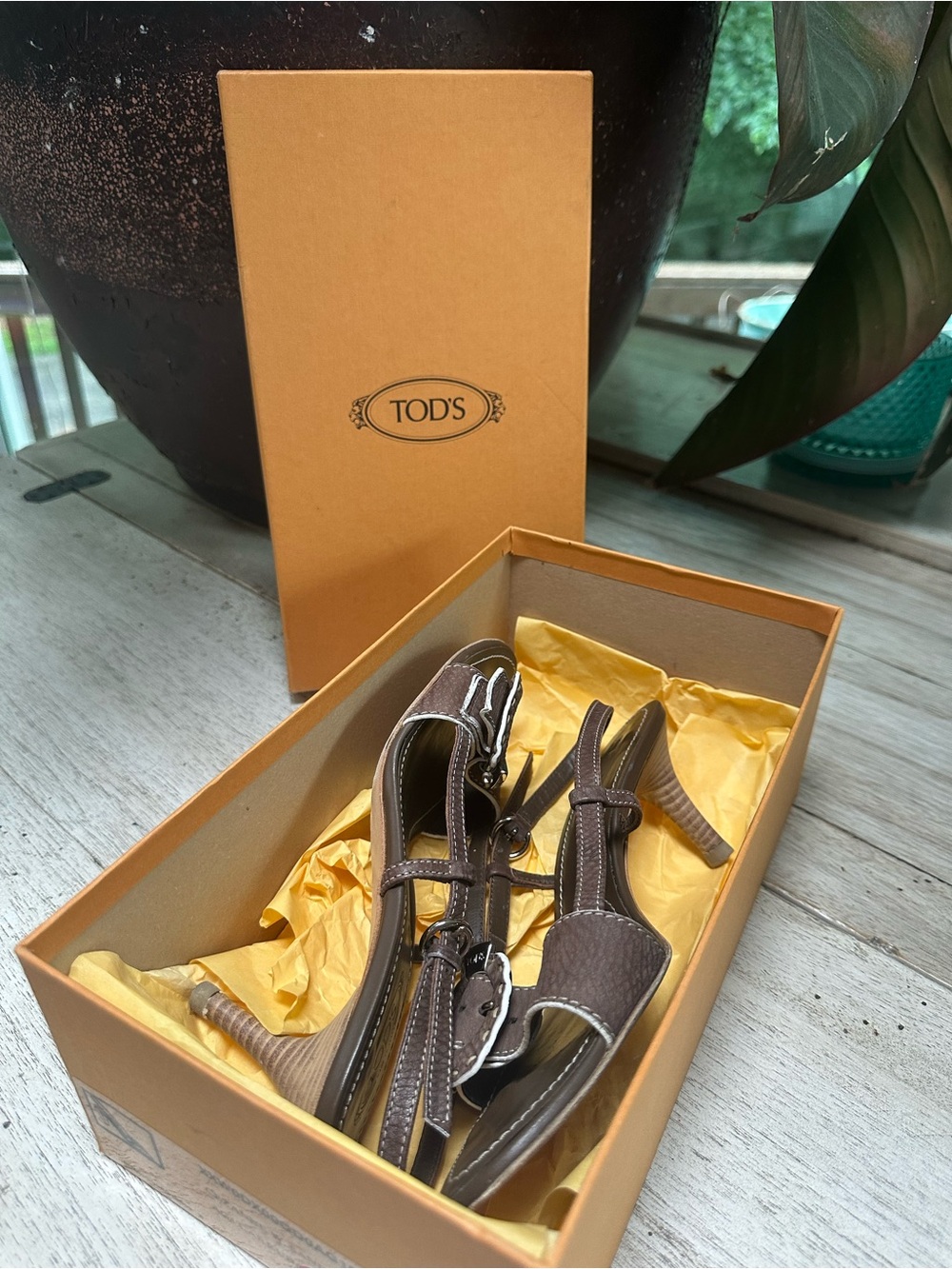 Tod’s Brown Leather T-Strap Heels